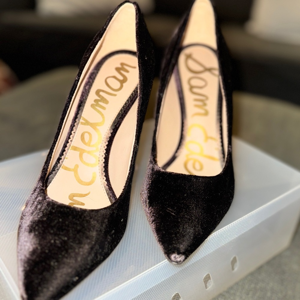 Sam Edelman - Chocolate Brown Crushed Velvet Pointed Toe Heels